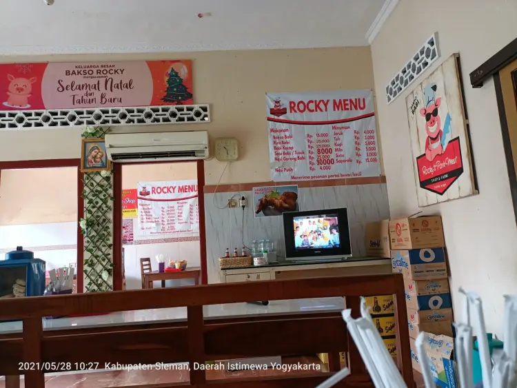 Rocky Daging Babi Segar dan Bakso 4