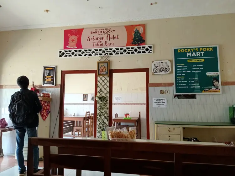 Rocky Daging Babi Segar dan Bakso 8