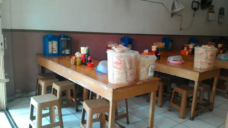 Soto Ayam Pak Darno 6