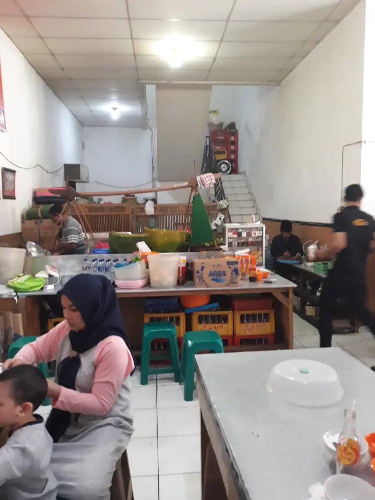 Soto Ayam Pak Darno 4