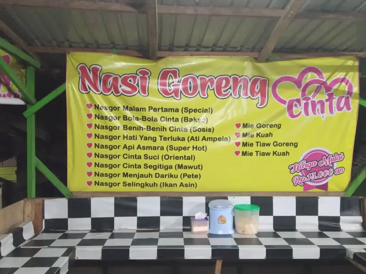Warung Nasi Goreng Cinta 4