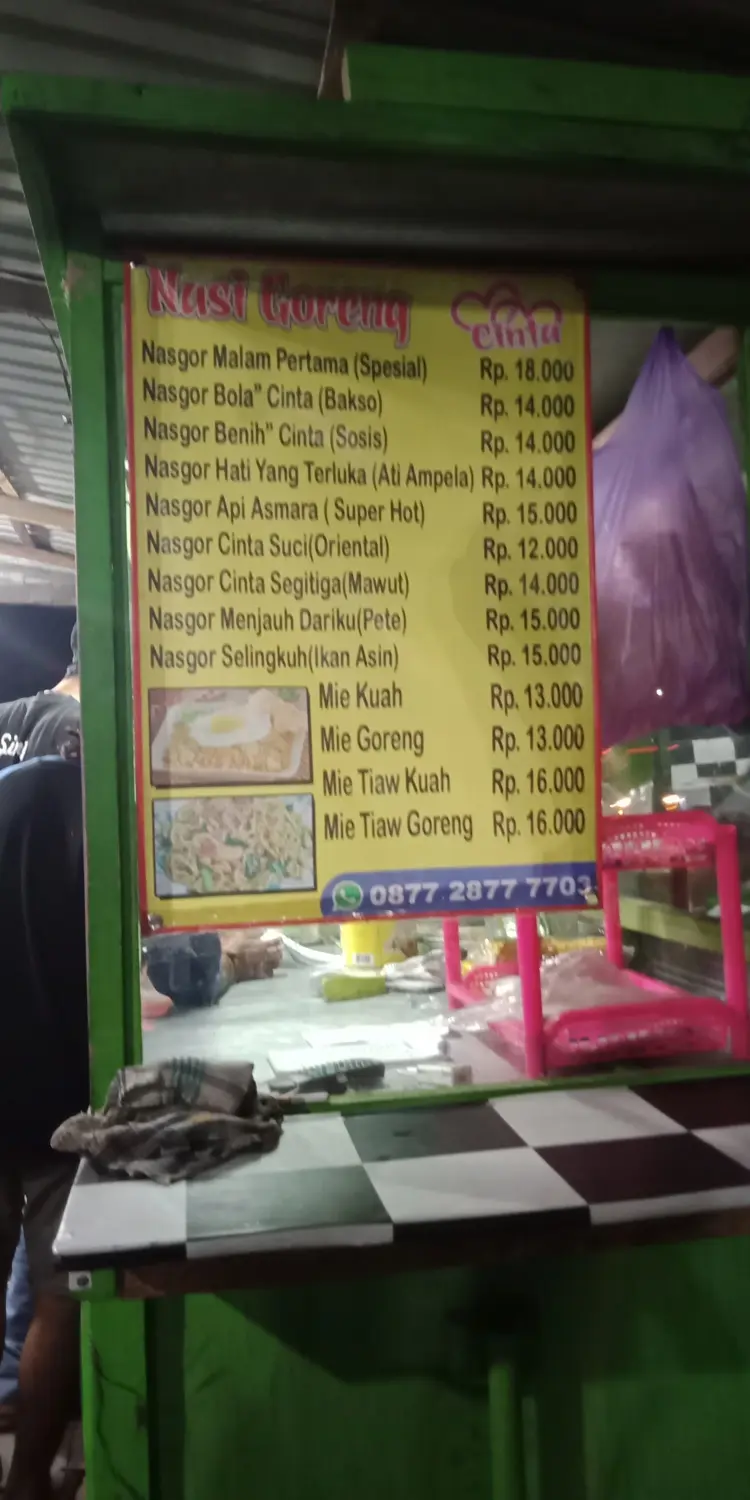 Warung Nasi Goreng Cinta 8
