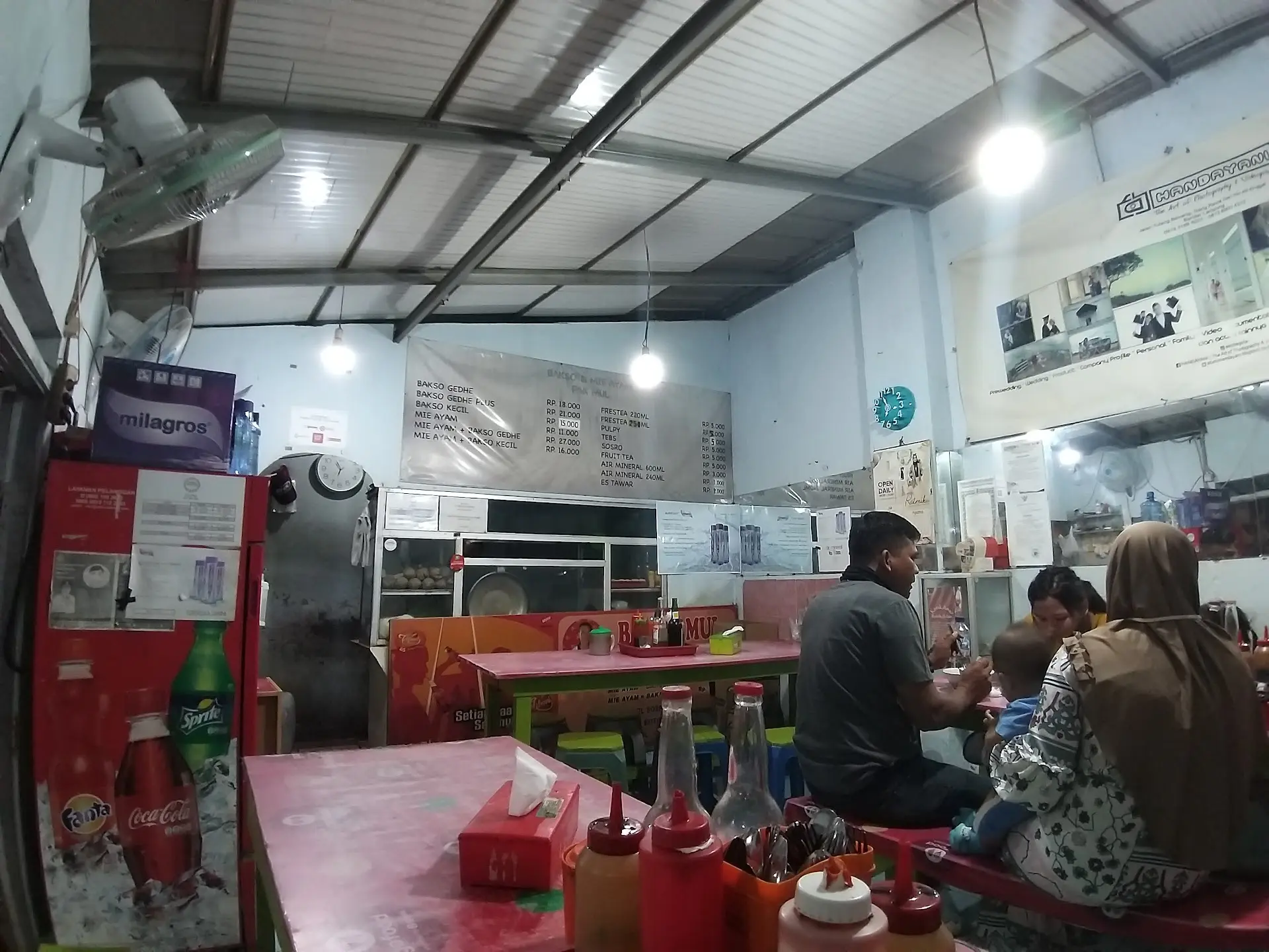 Healed by an old-school Bakso with beef cracklings on the streets of Lampung. 4