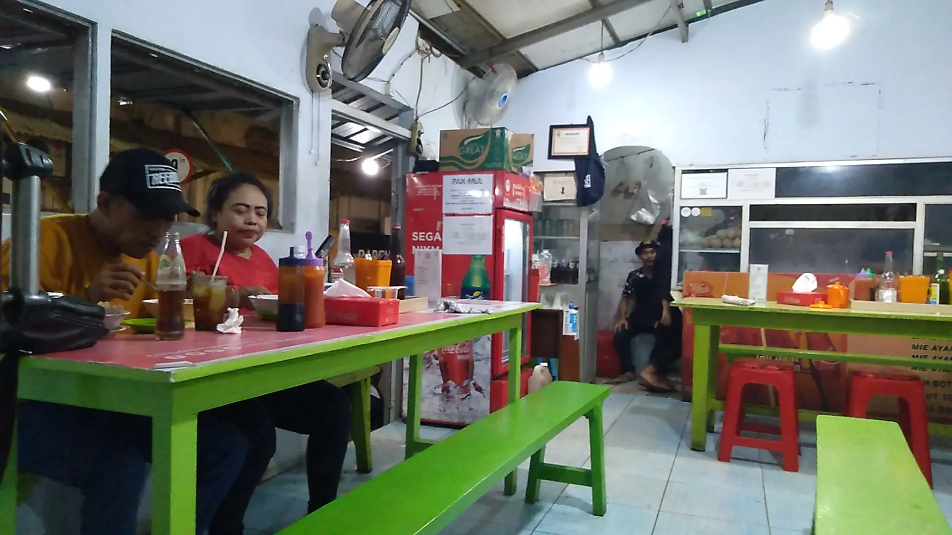 Healed by an old-school Bakso with beef cracklings on the streets of Lampung. 3