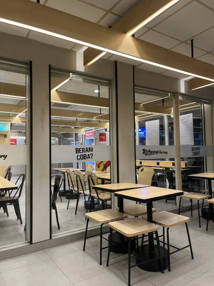 Richeese Factory Bendungan Hilir 10