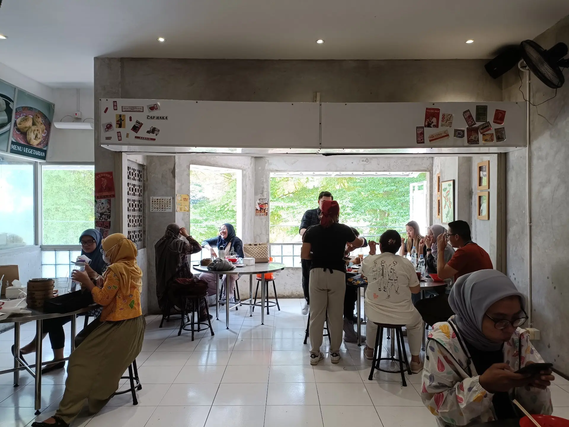 雅加达网红HAKA点心，排队1小时就为这？真不是智商税吗？ 3