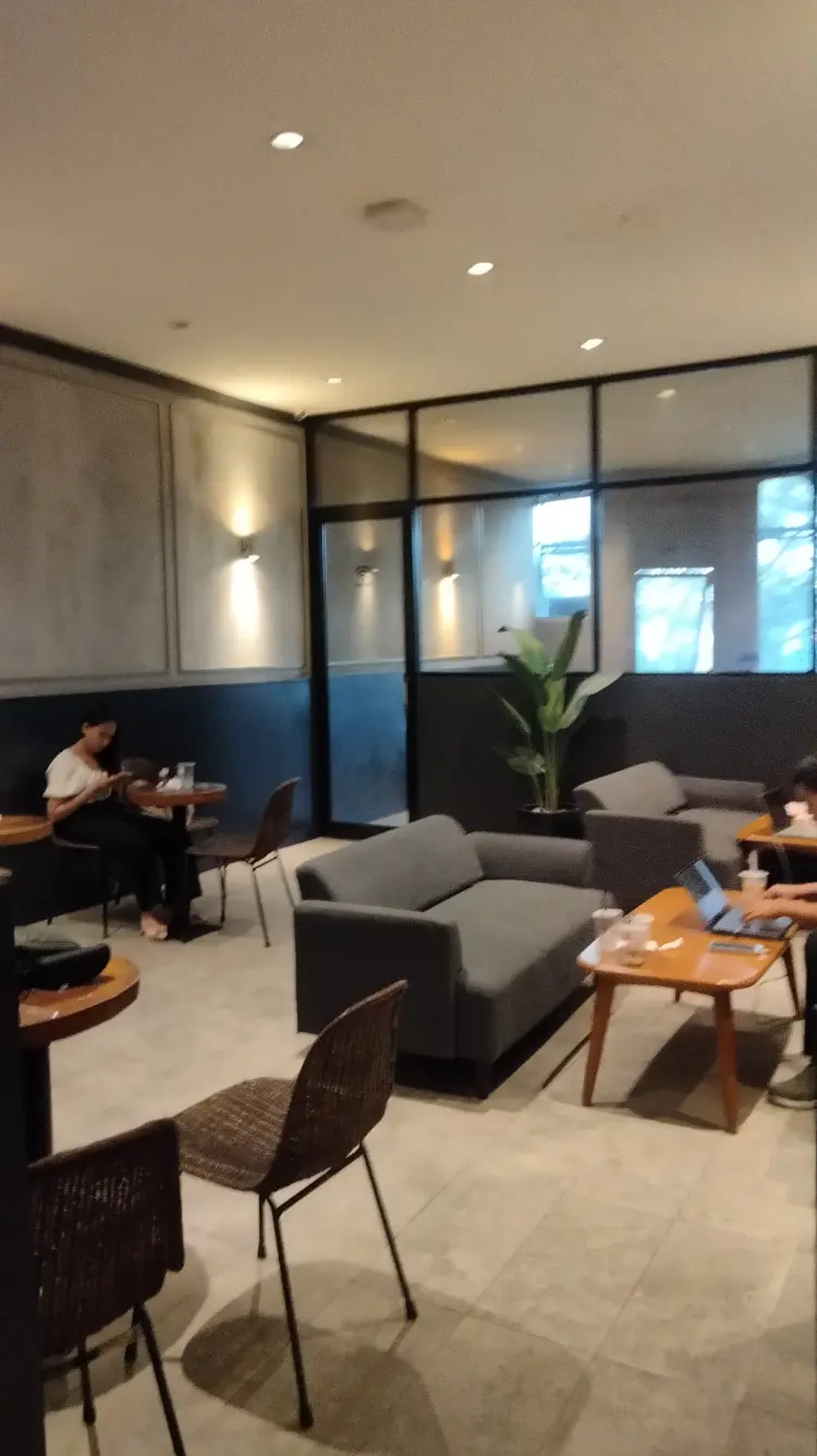 Kopi Kenangan - Ruko Palem Semi Karawaci 4