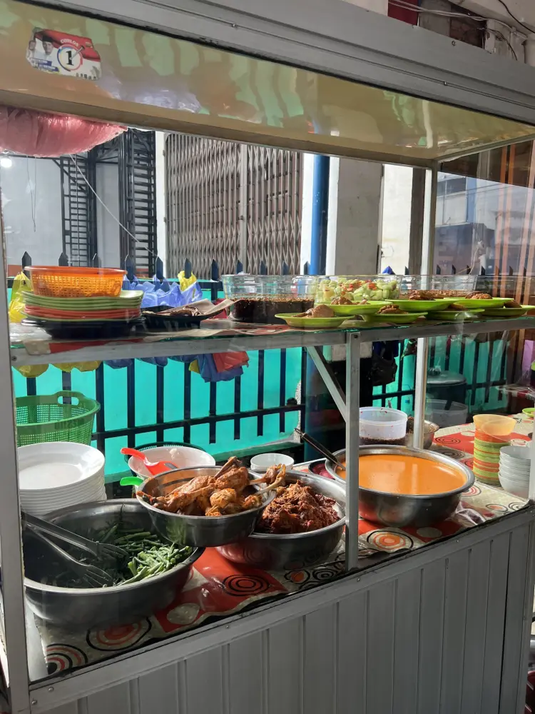 RM. CAHAYA BUNDO KANDUNG 4