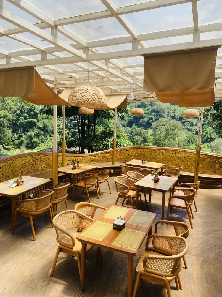 Rooftop Coffee Dago 9