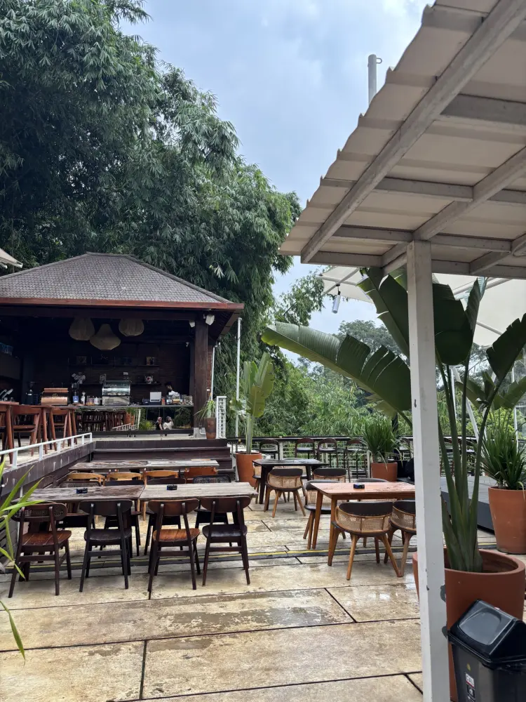 Rooftop Coffee Dago 10