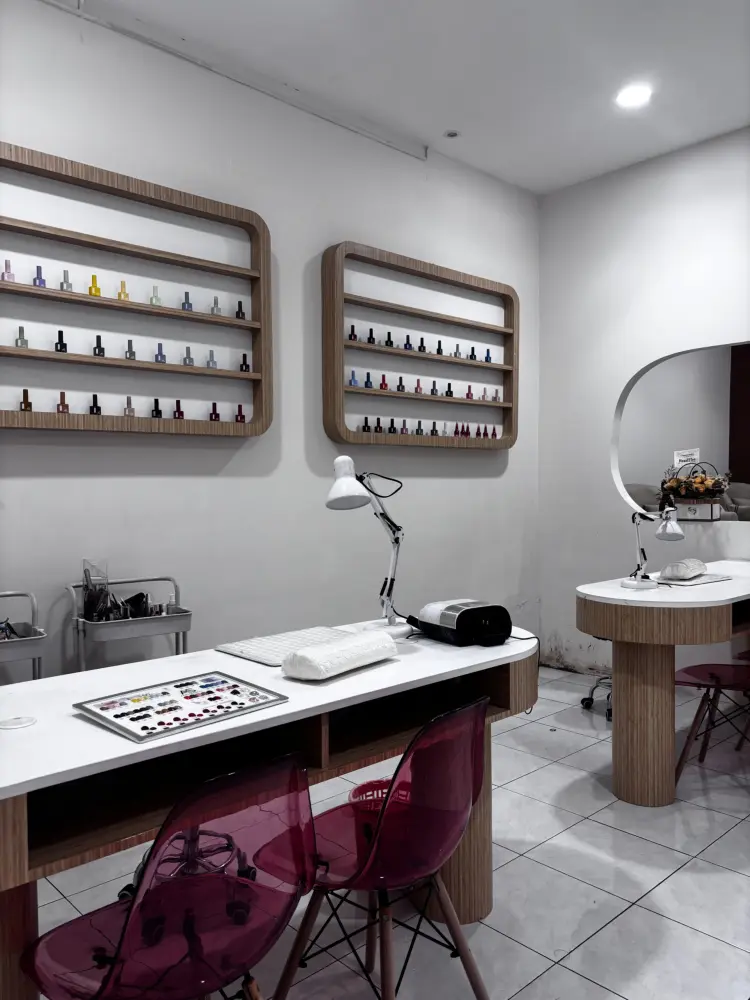 Head2toe Studio Ketileng 1