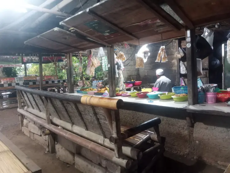 Nasi Uduk & Jahe Lemon Ibu Jumri 9