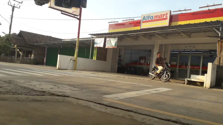 Alfamart 1