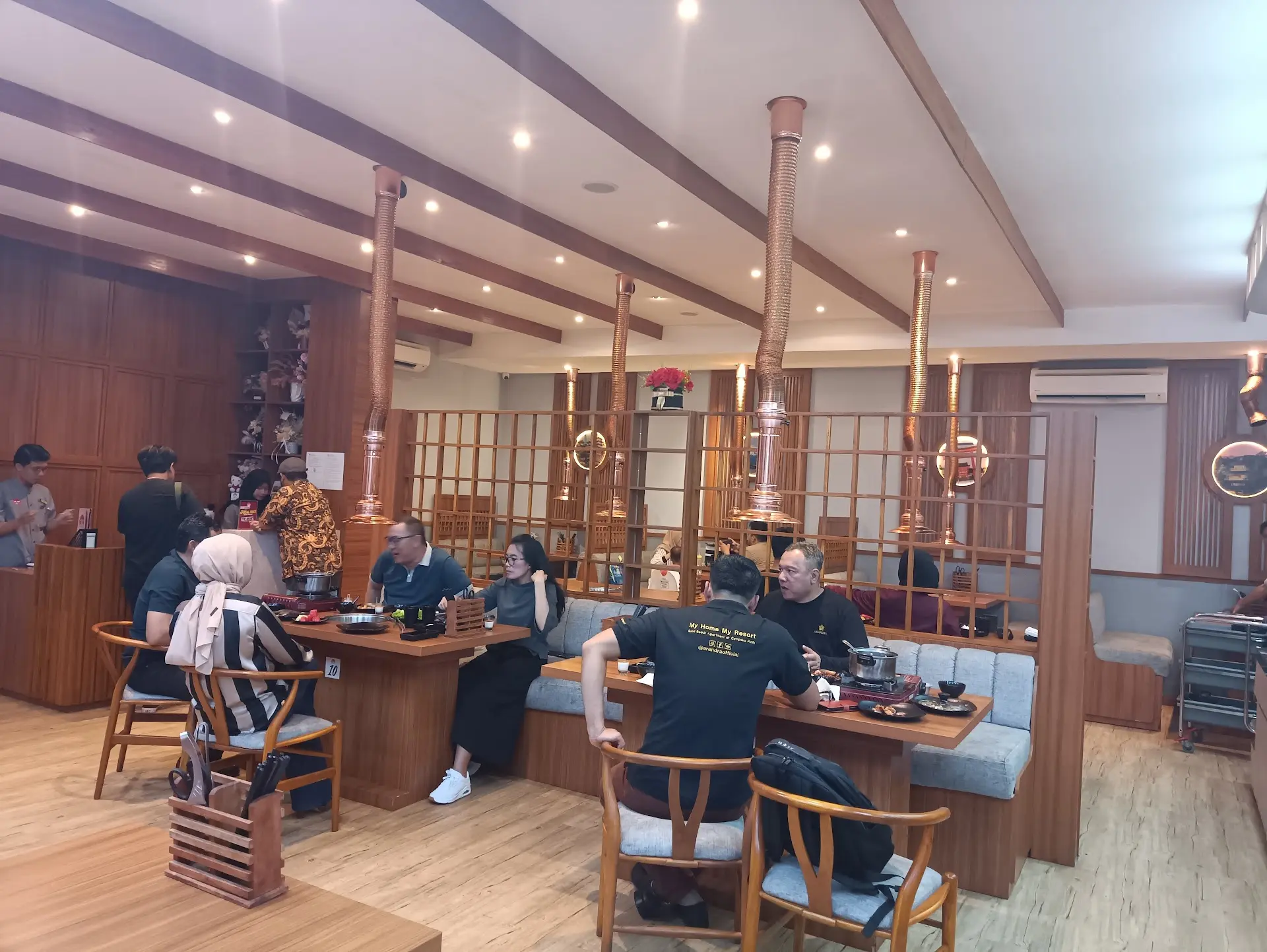 This Japanese Buffet in Makassar is God-Tier... For Its Pasta and Pudding? 1