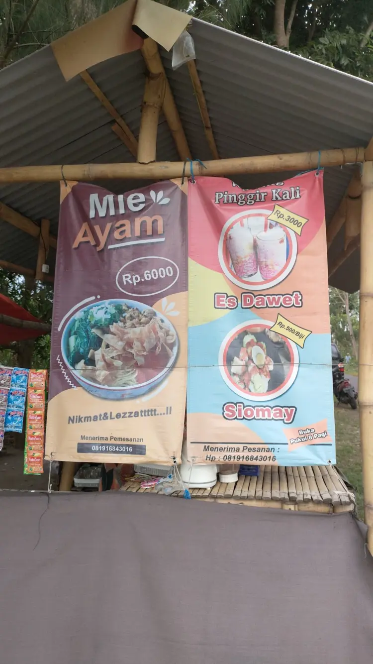 Warung pinggir kali 7