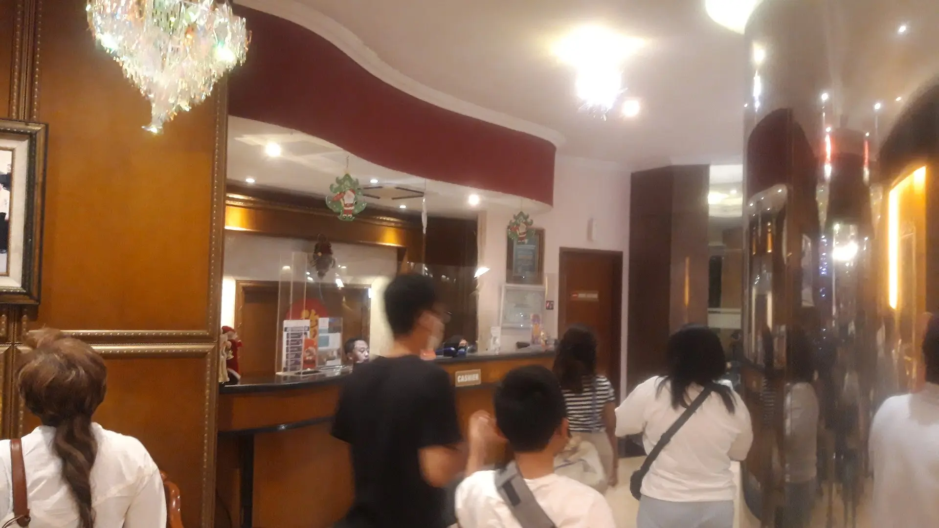 Solo's 24-Hour Dim Sum: A Legend or a "Price Assassin"? 3