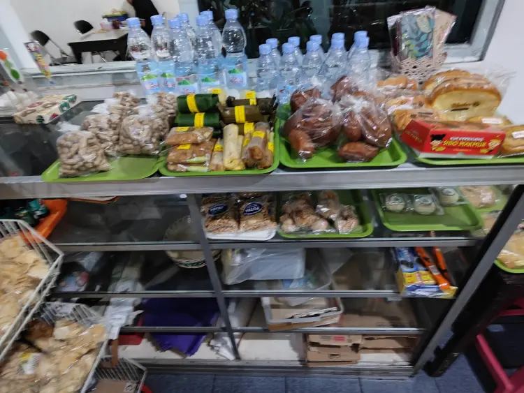 Warung Makan Nyuss 8