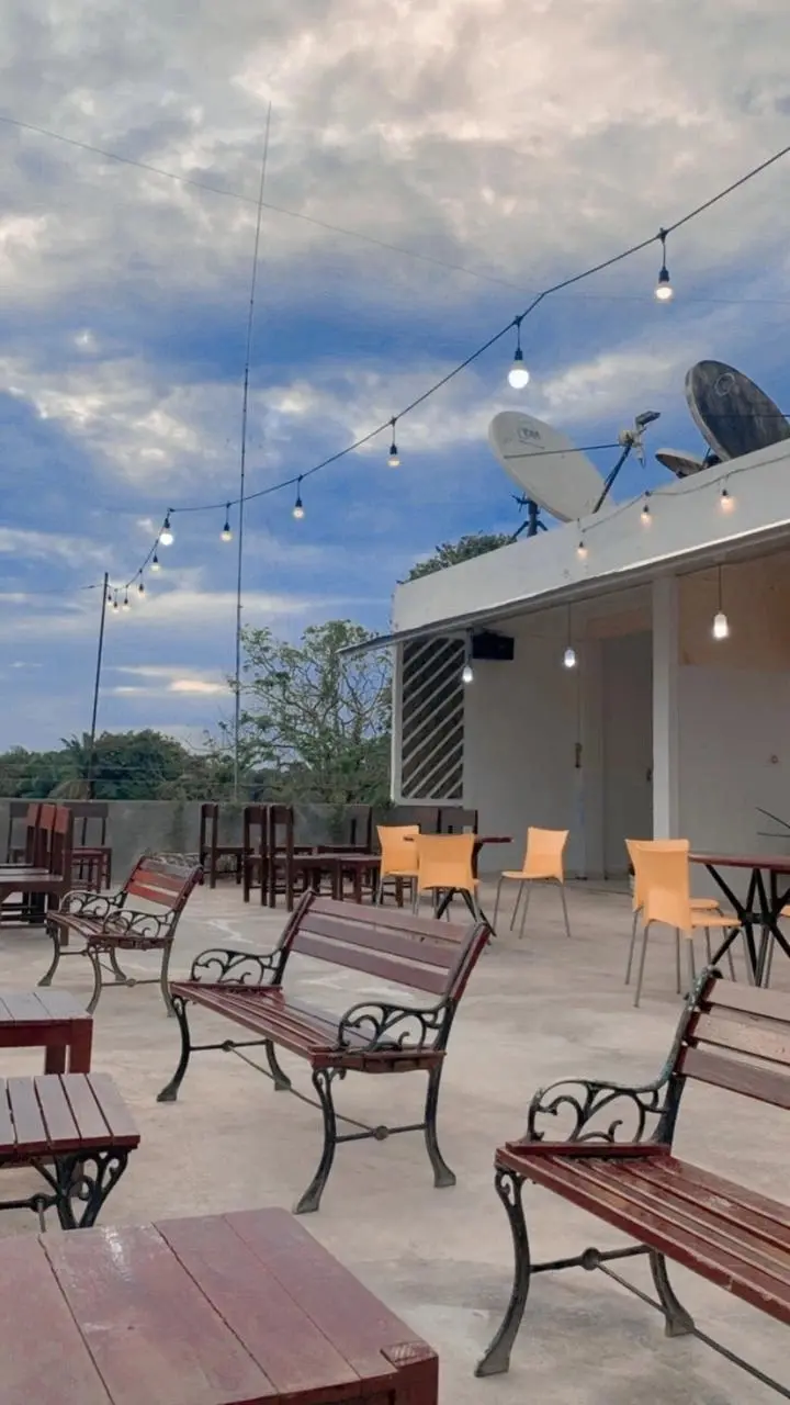 Ryu Coffee & Rooftop Space 1