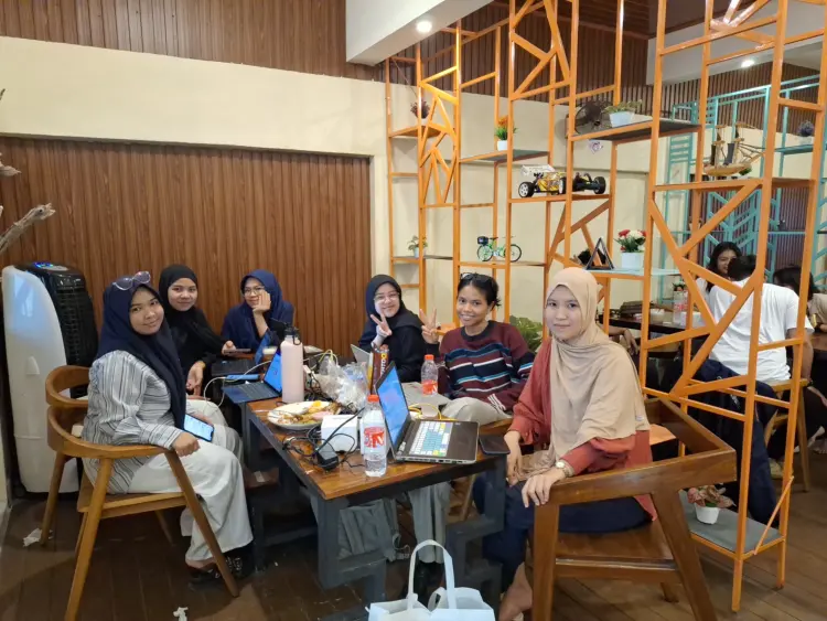 Sinrilik Cafe Makassar 4