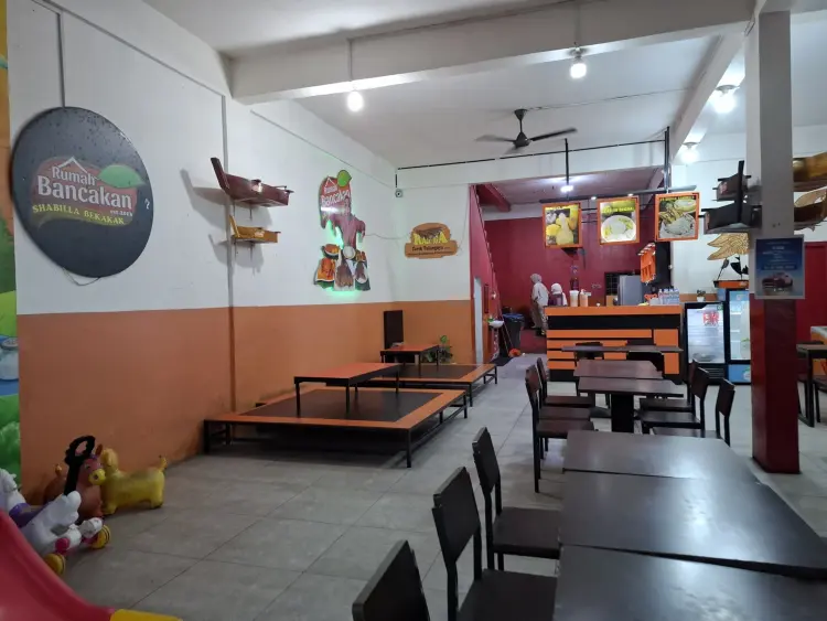 Rumah Bancakan Ayam bekakak 9