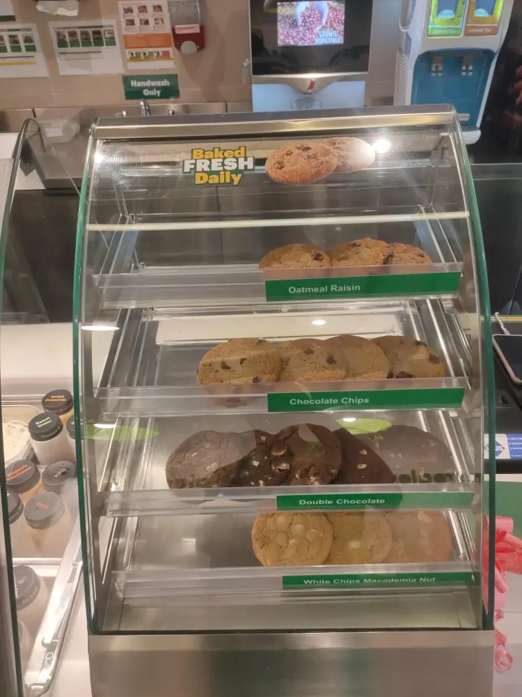 SUBWAY - SUNTER MALL 4