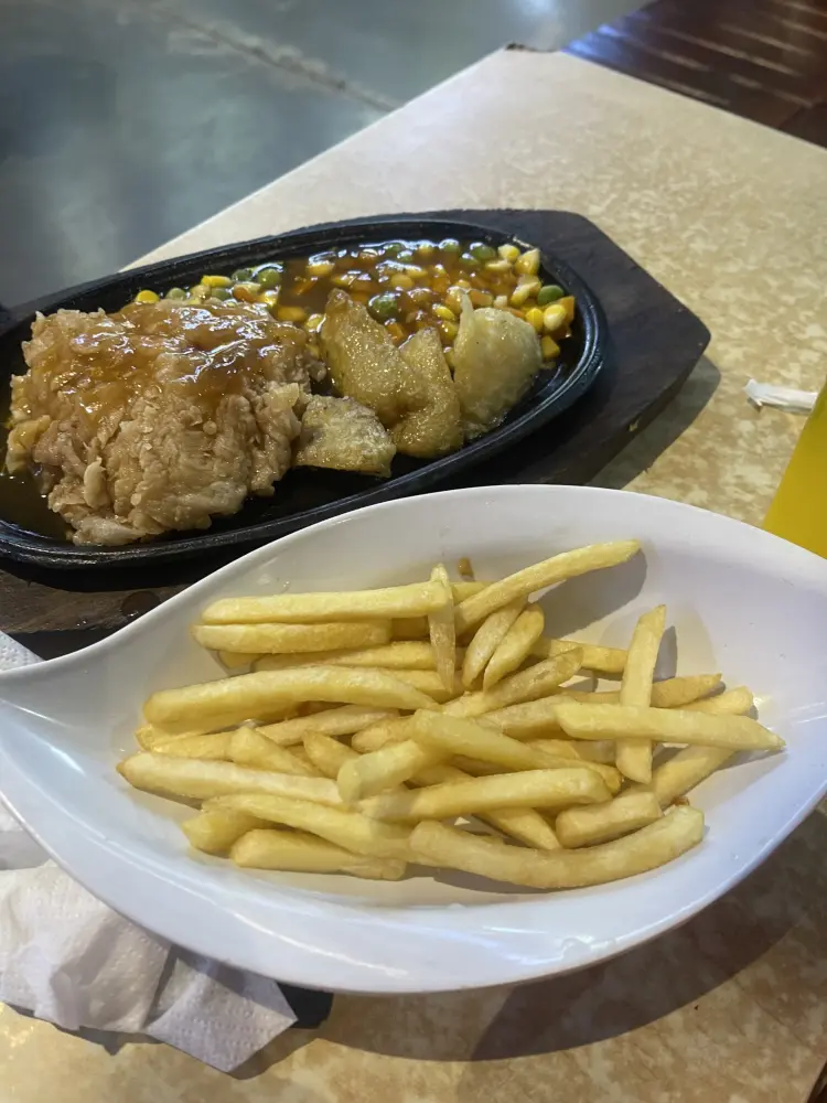 Food Junction Grand Pakuwon 10