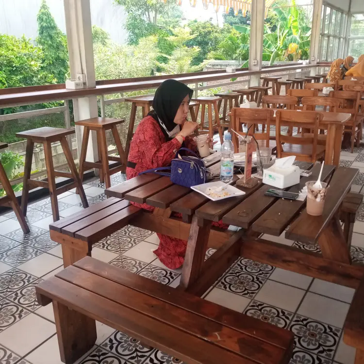 Wizzmie Lidah Kulon 7