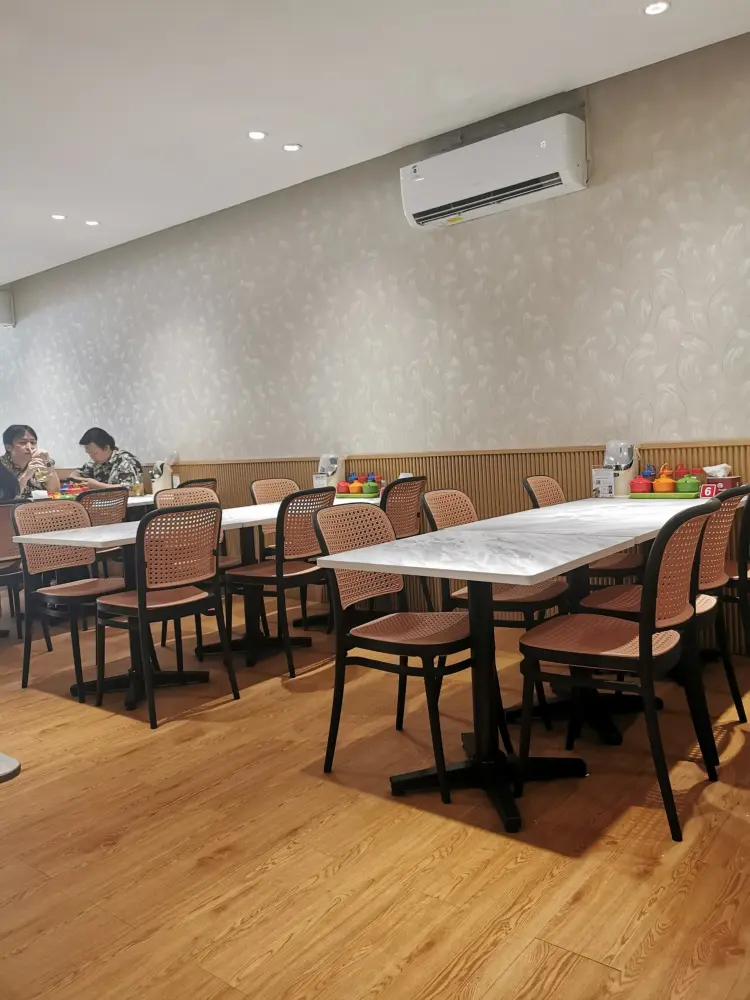 69MieTarikMedan, Pluit Kencana 5