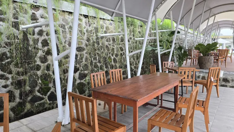 Payung Langit tea resto & camp 6