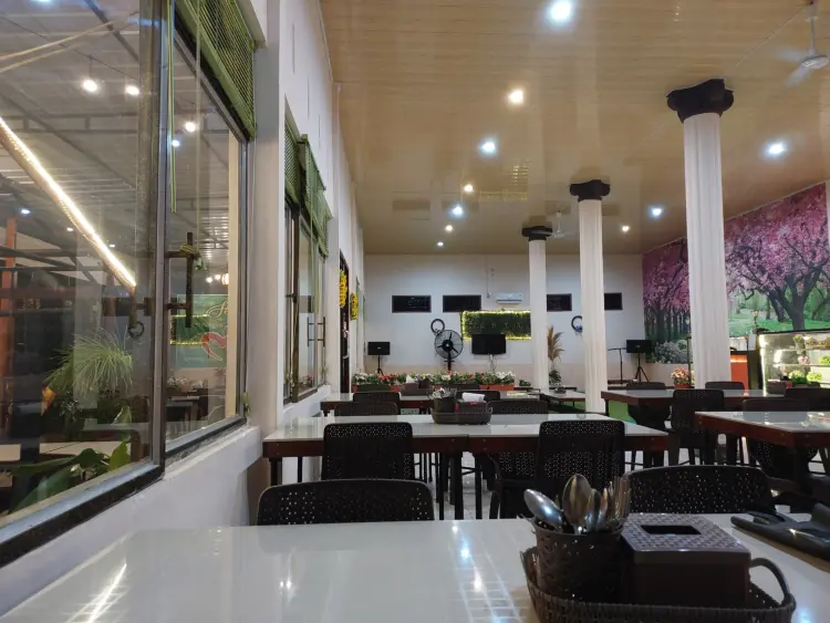 RM Maryam Pindang & Pempek 8