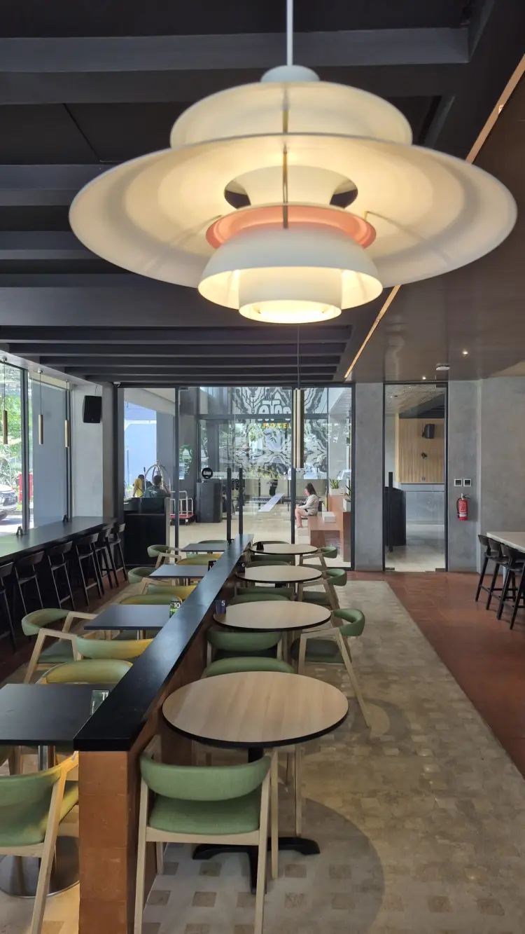 Jakarta Coffee House Alam Sutera 5