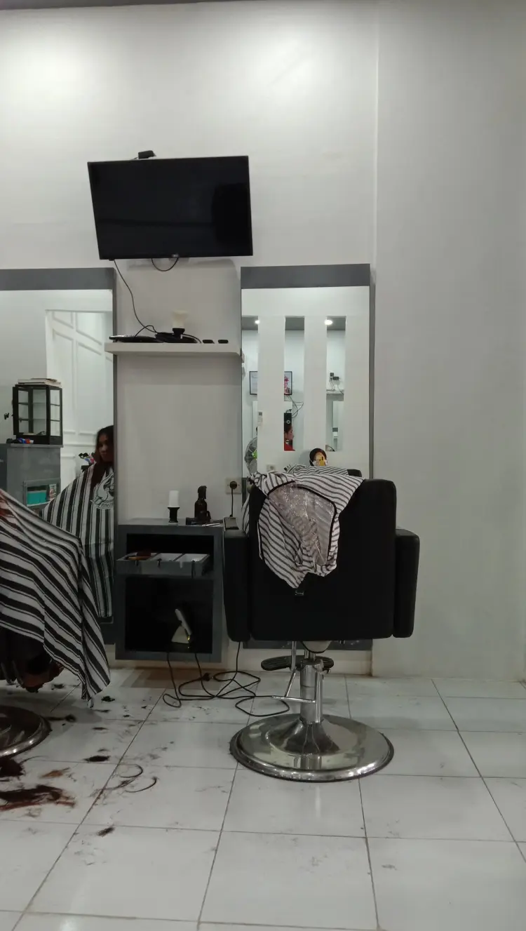 ANDRE Salon And Barbershop 1