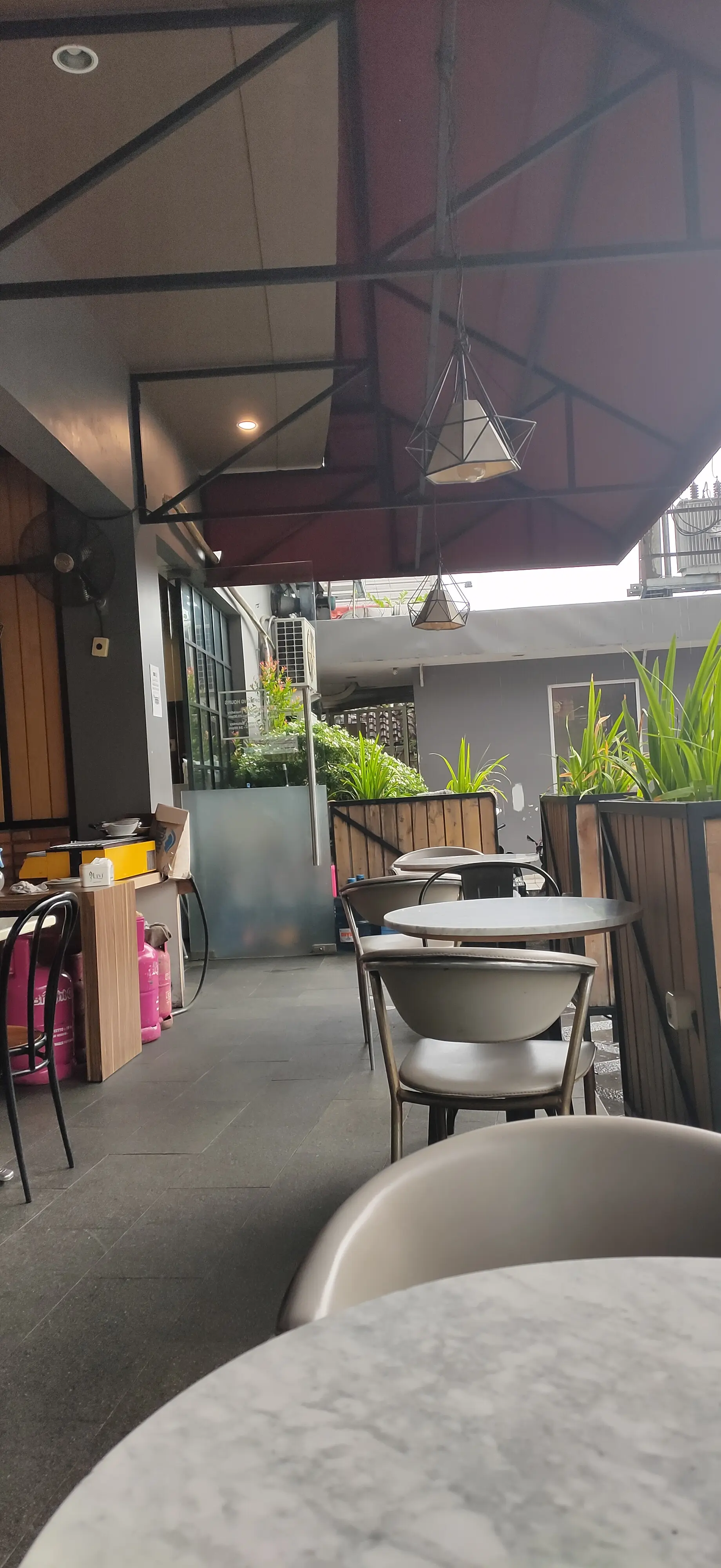 Parked for 30 minutes, just for this bowl of Bakmi? Is Lampung's New Town Coffee worth the hype? 4