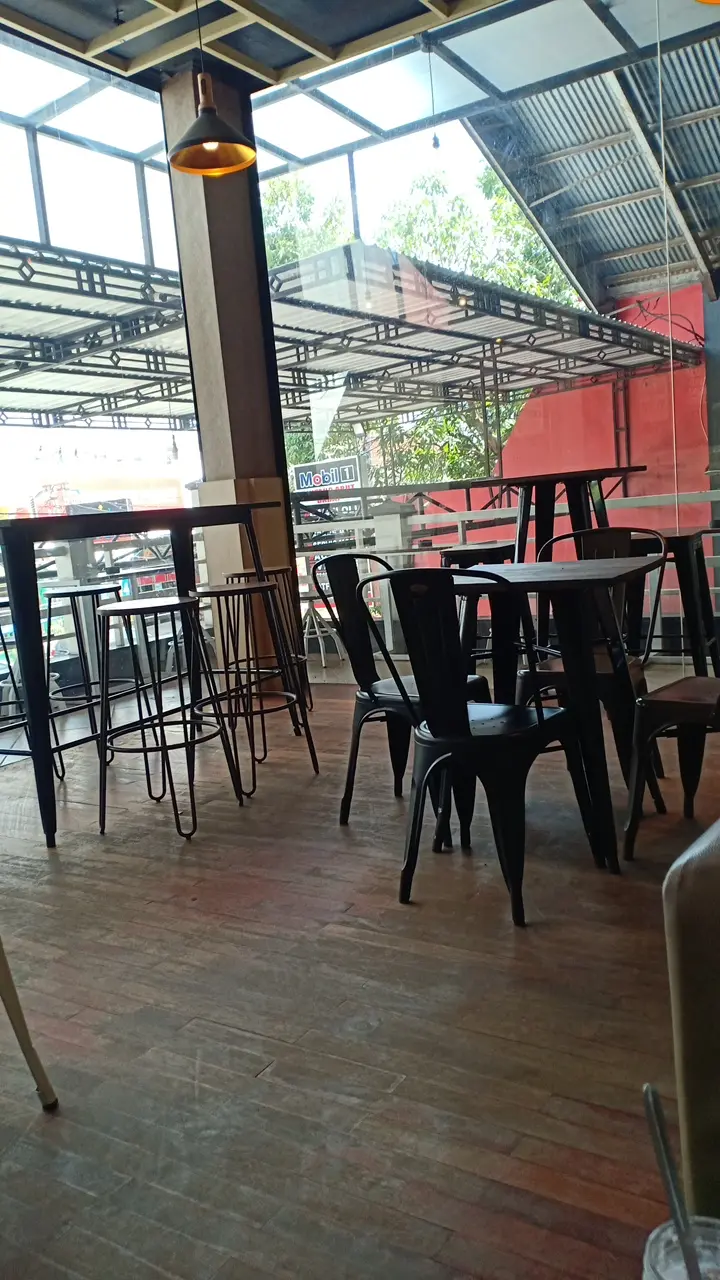 RUMAH NGOPI / BAM CAFE 7