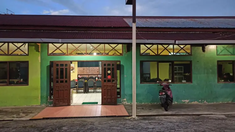 Rumah Makan Tanjung Hijrah 1