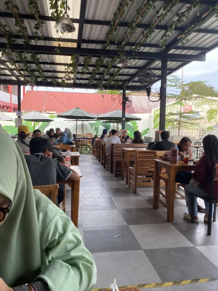 Mie Gacoan SM Raja Medan 2