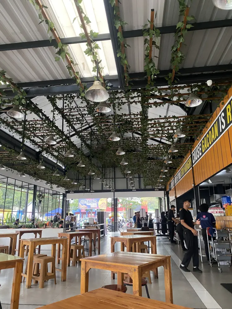 Mie Gacoan SM Raja Medan 7