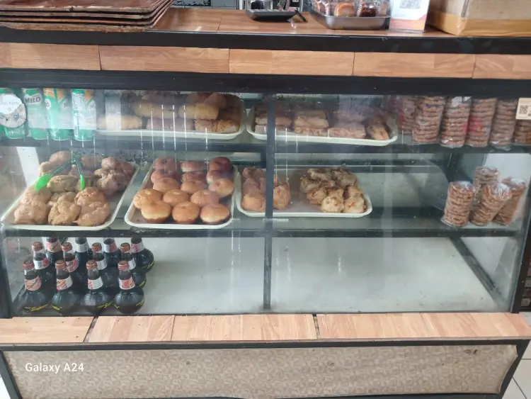 Waroeng Nggoenoeng Restaurant 2