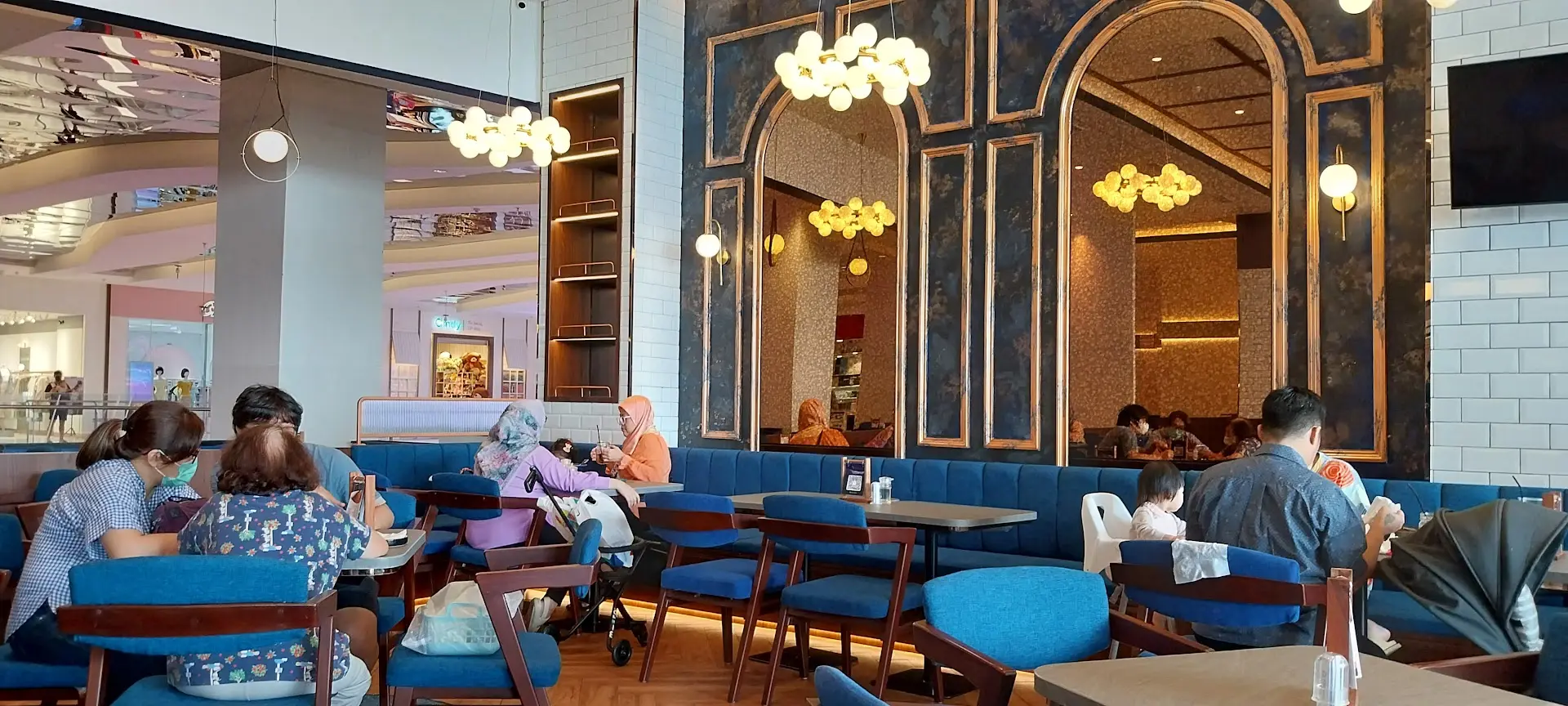 Google 4.7分，服务员却在吧台梳头？棉兰这家店我真的Anjay 3