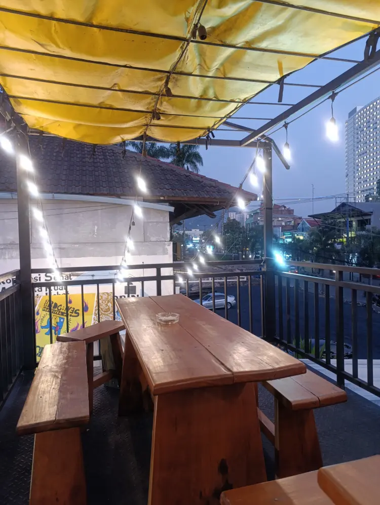 Meramu - Cafe Minuman Rempah Jatinangor 4