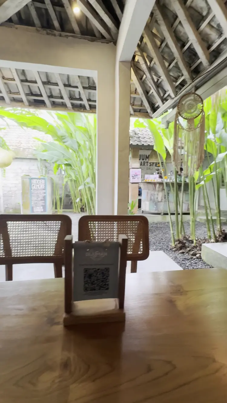 Dijumah Cafe Bali 6