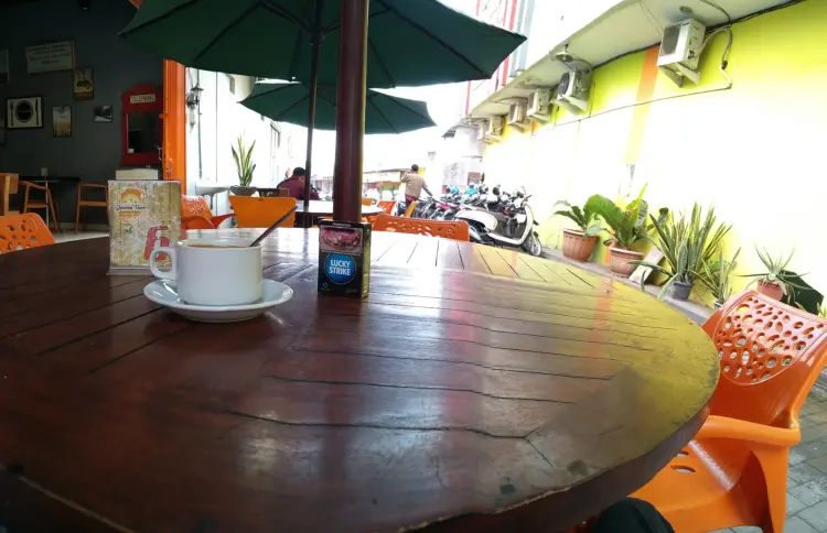 Juwana Town Cafe & Resto 4