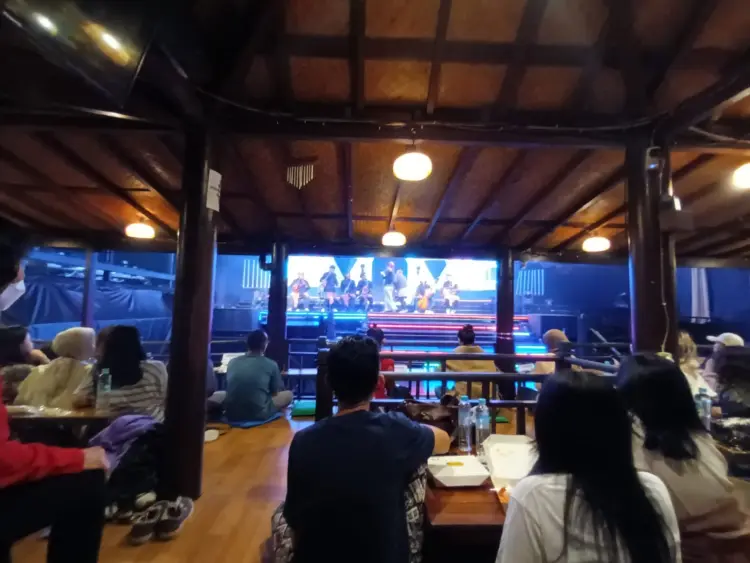 Raminten Malioboro Resto 10