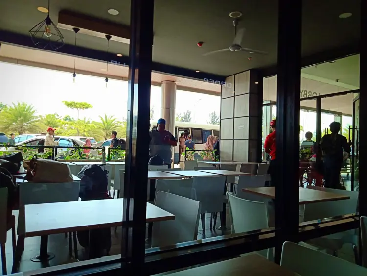 KFC Box Harbour Bay 6