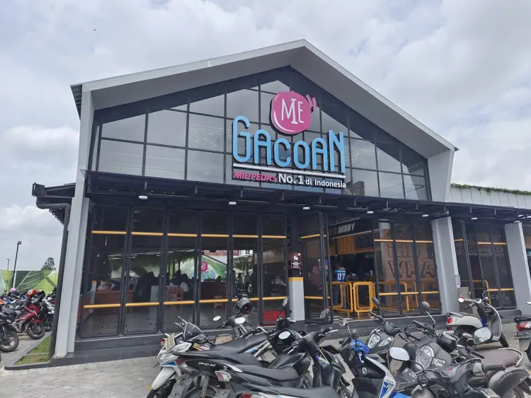 Mie Gacoan Bekasi - Golden City 1