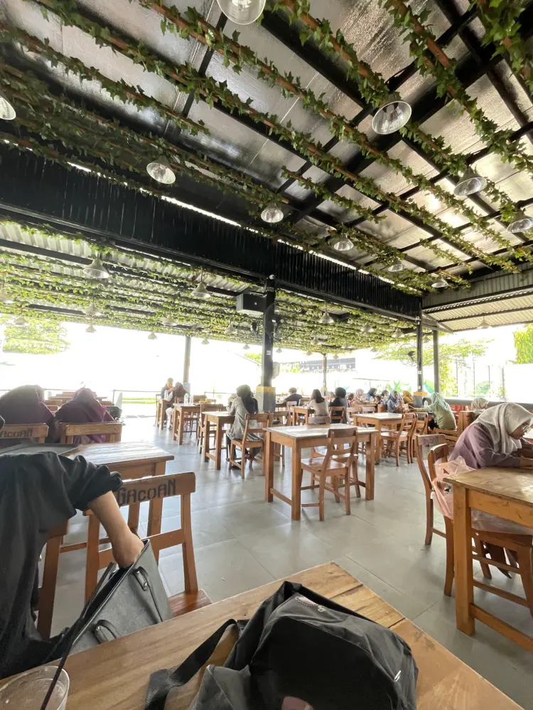 Mie Gacoan Metro Lampung 6