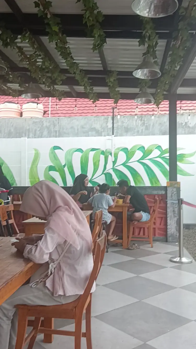 Mie Gacoan Metro Lampung 4