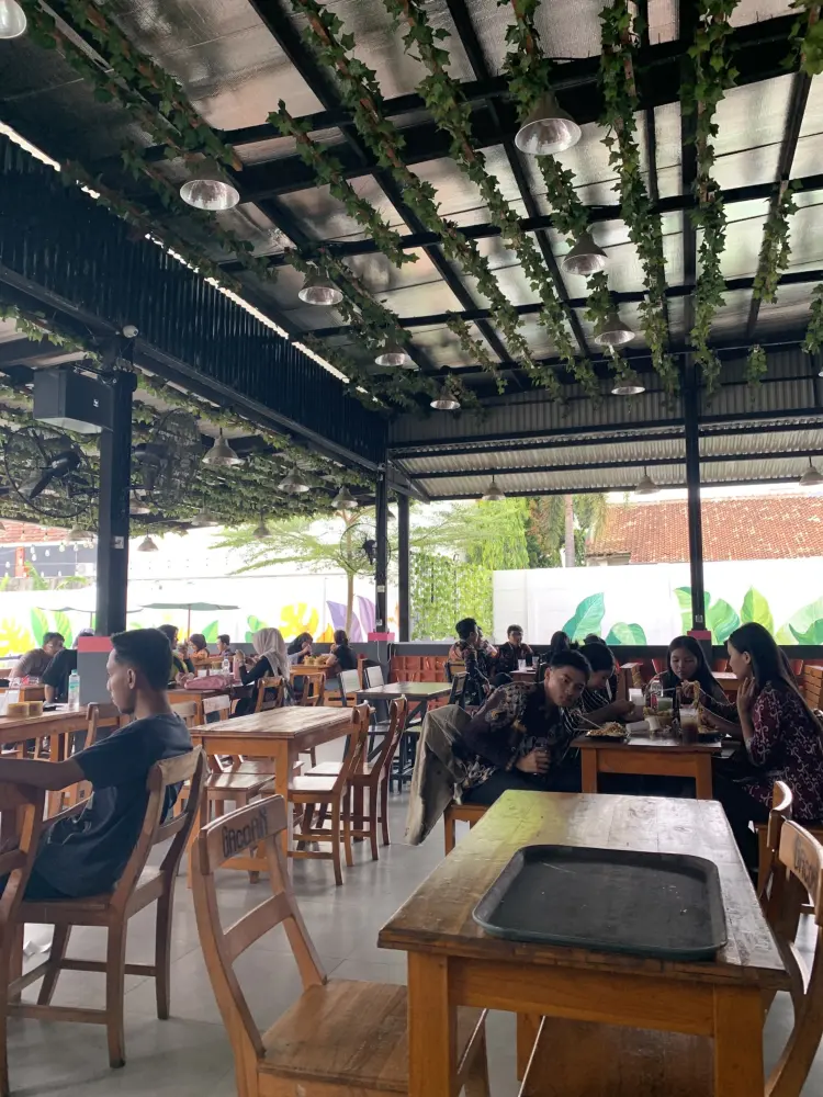 Mie Gacoan Metro Lampung 7