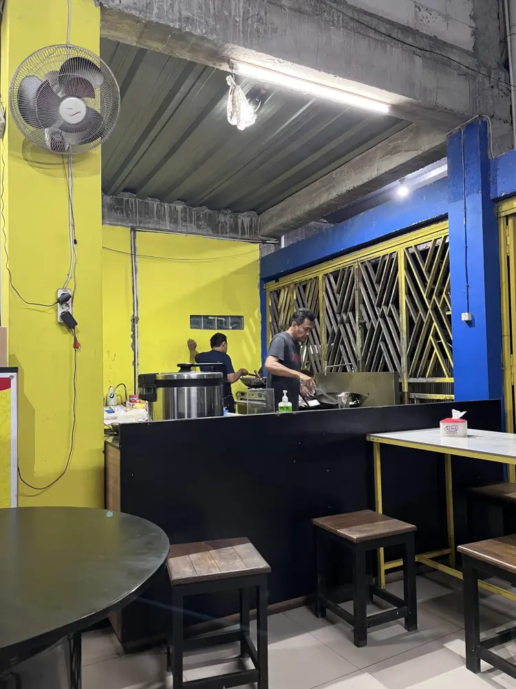 Warung Kuning Purwodadi 1