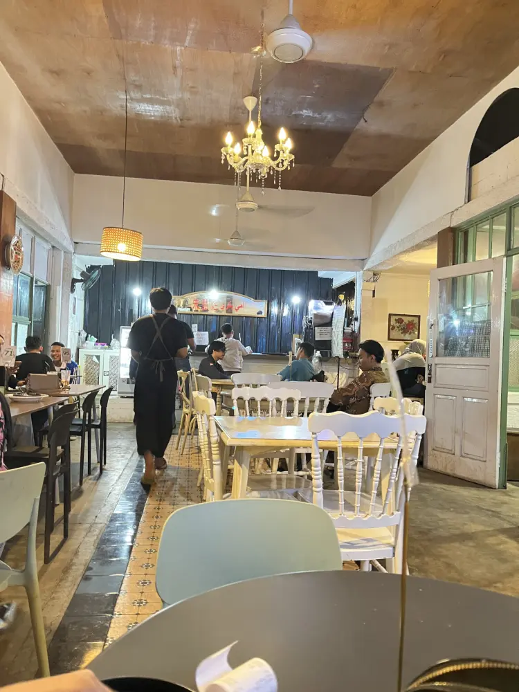 Kedai Roti Ibu Saya 10